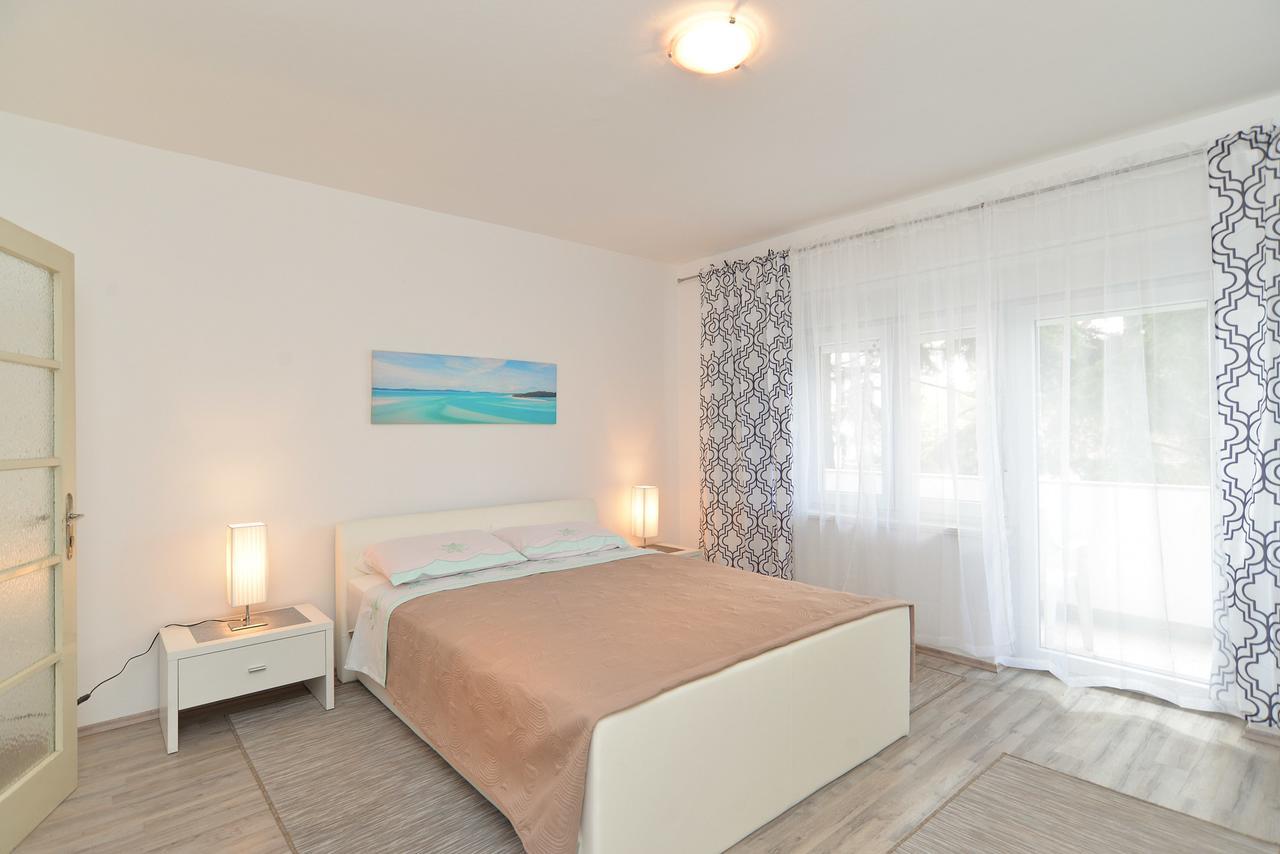 Apartment Branko 1601 Fažana Esterno foto